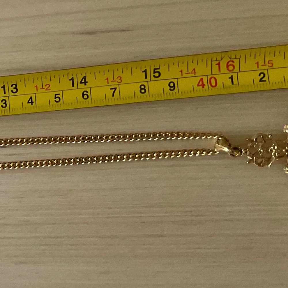 Abbey Cross Signed Avon 1975  with Ruby Red Cabochon Unisex - Picture 6 of 10